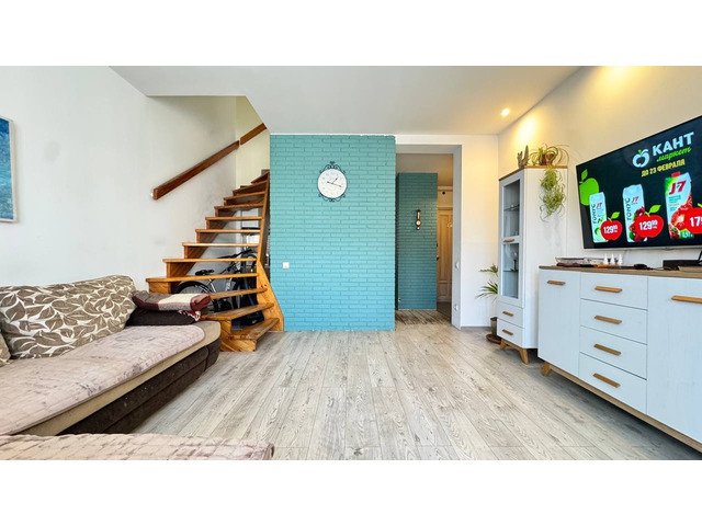 4 ком. 90м² , 4/5 этаж