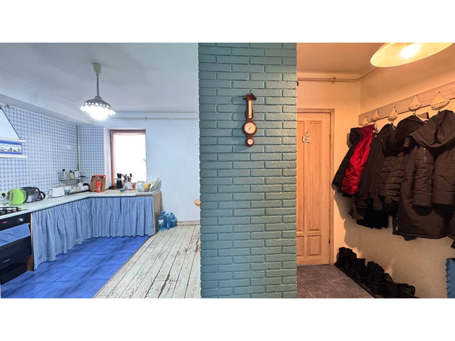 4 ком. 90м² , 4/5 этаж