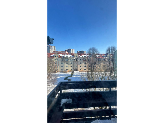 4 ком. 90м² , 4/5 этаж