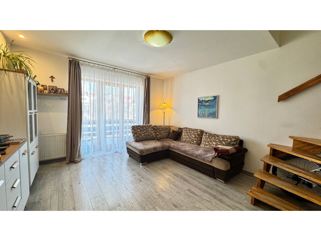 4 ком. 90м² , 4/5 этаж