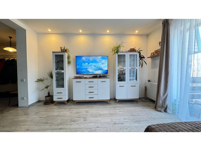 4 ком. 90м² , 4/5 этаж