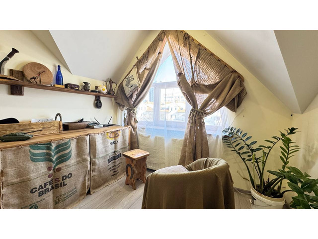 4 ком. 90м² , 4/5 этаж