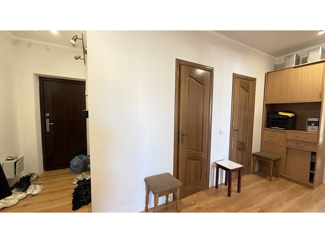 3-к. квартира, 80 м², 7/17 эт. ул. Интернациональная