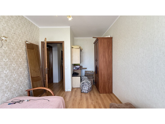 3-к. квартира, 80 м², 7/17 эт. ул. Интернациональная
