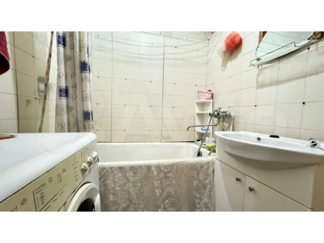 3-к. квартира, 60 м², 3/5 эт. ул. Батальная